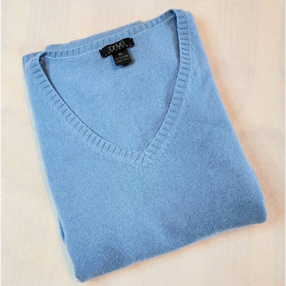 Prive Womens XL 100% Cashmere Powder Blue V-Neck Sweater Super Soft Quiet Luxury - Picture 7 of 7